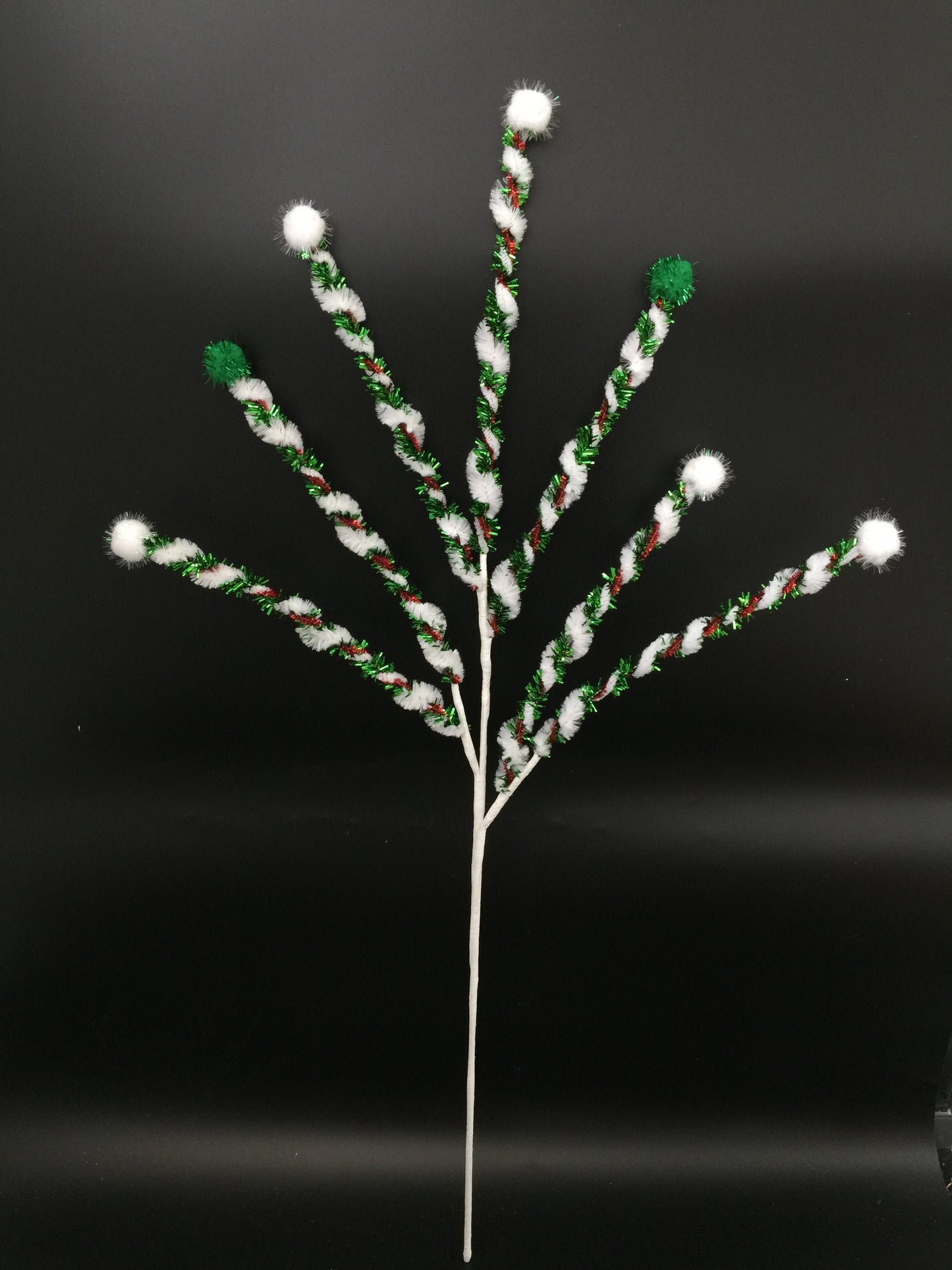 32 IN PEPPERMINT STICK SPRAY - 65145-GNWT