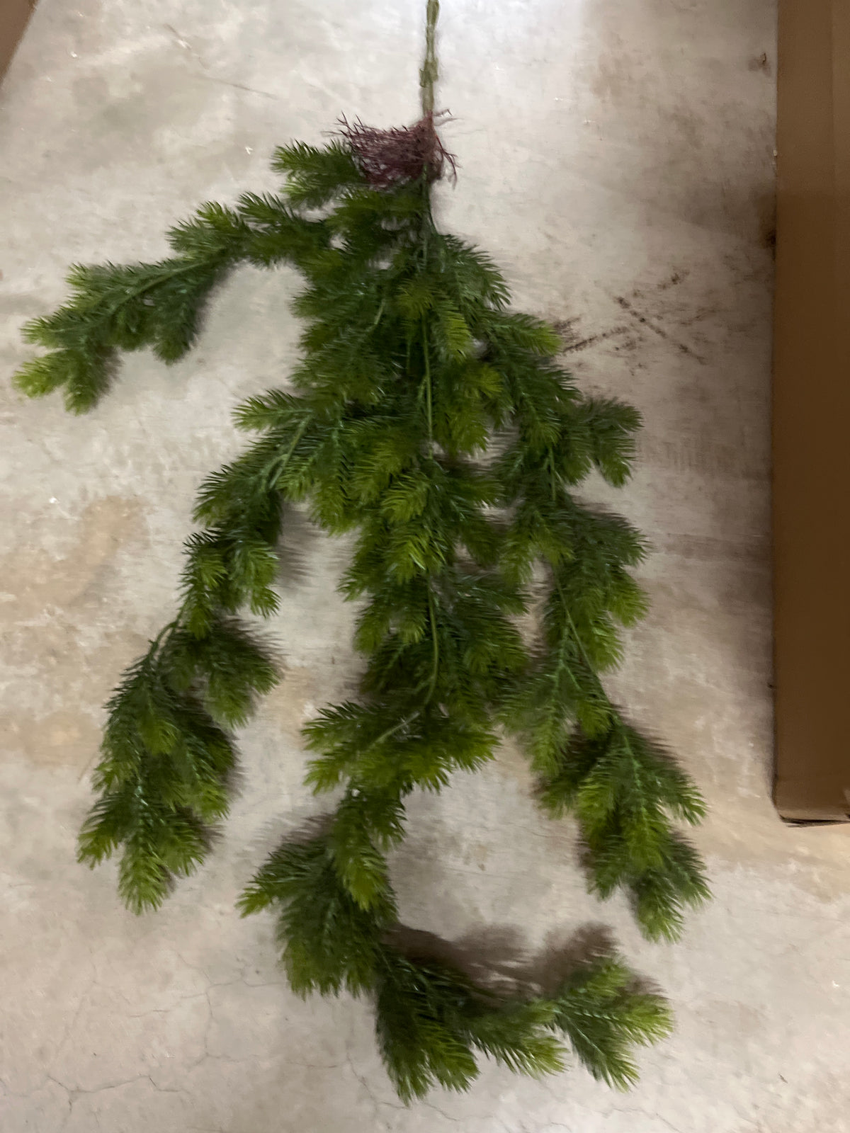 PLS LG PINE HANG BUSH-GRN-15831