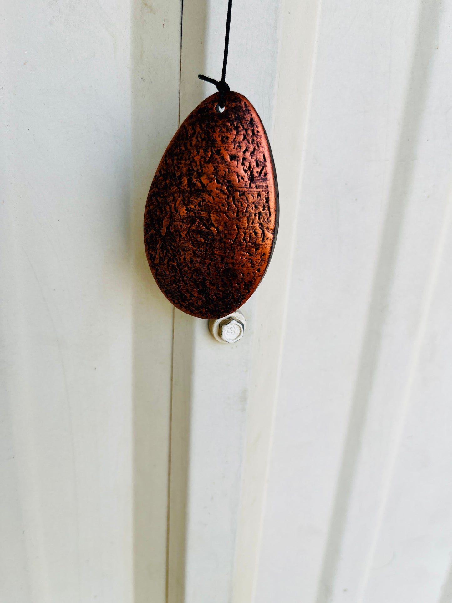30" WESTERN THEMED CERAMIC WIND CHIME-"COWBOYS" & FAUX WOOD PLANKS WITH CACTUS 81505-HAT