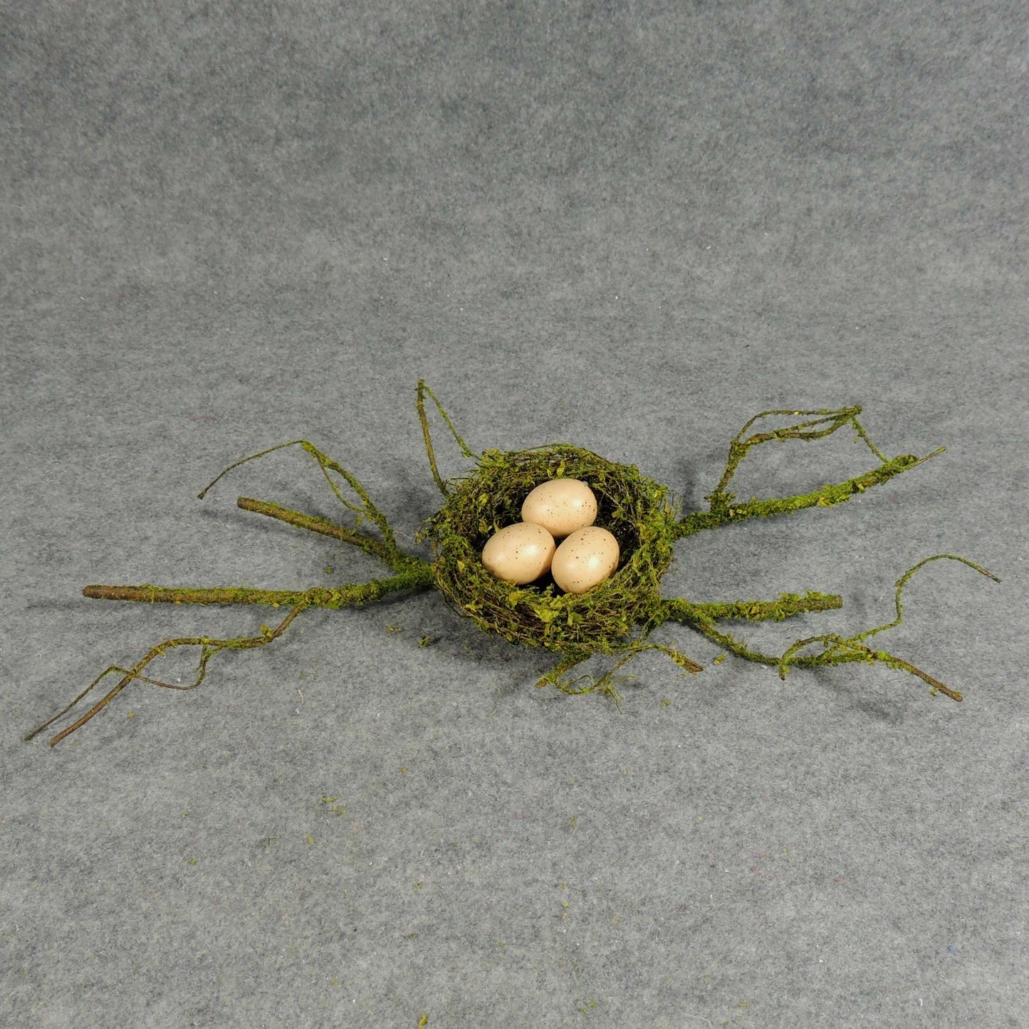 NEST ON BRANCH TWIG AND MOSS 17"L 4.5" NEST - SA5035