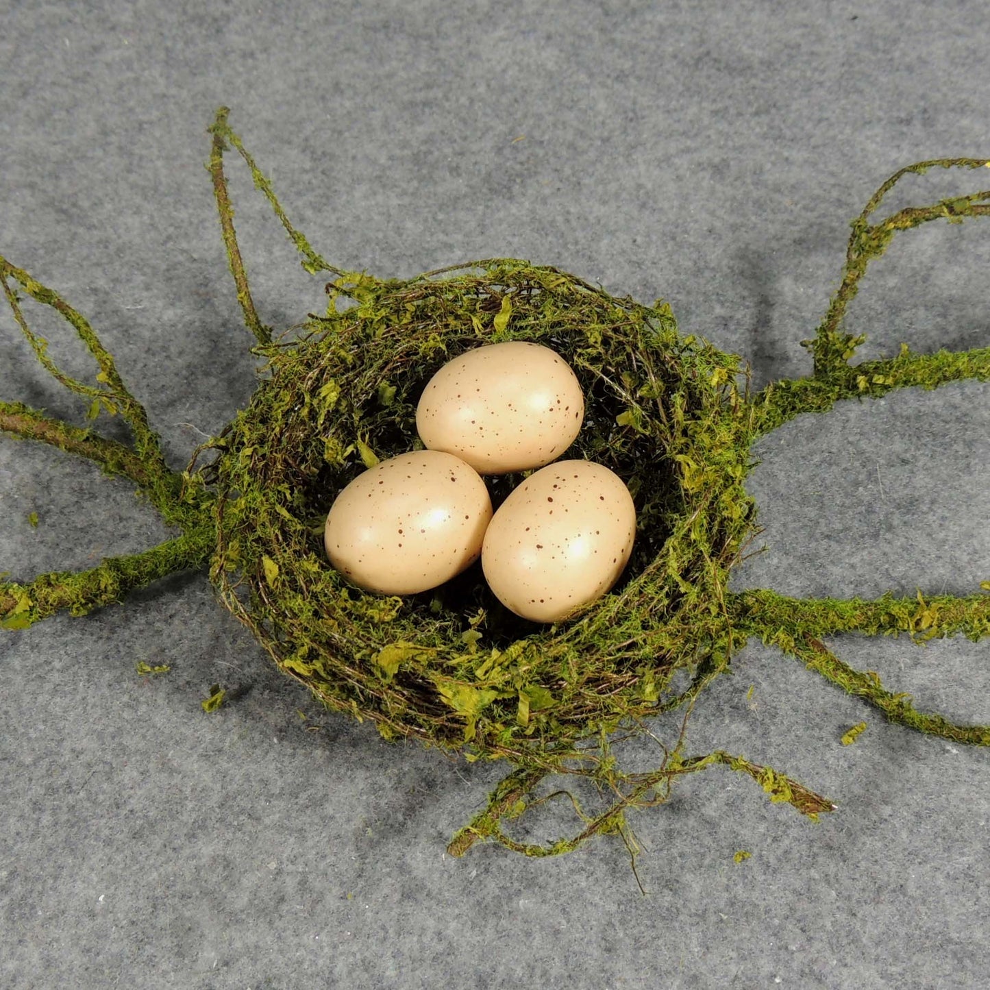 NEST ON BRANCH TWIG AND MOSS 17"L 4.5" NEST - SA5035