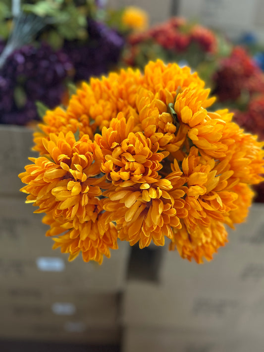 19 IN BALL MUM BUSH X 14-85889-YEL