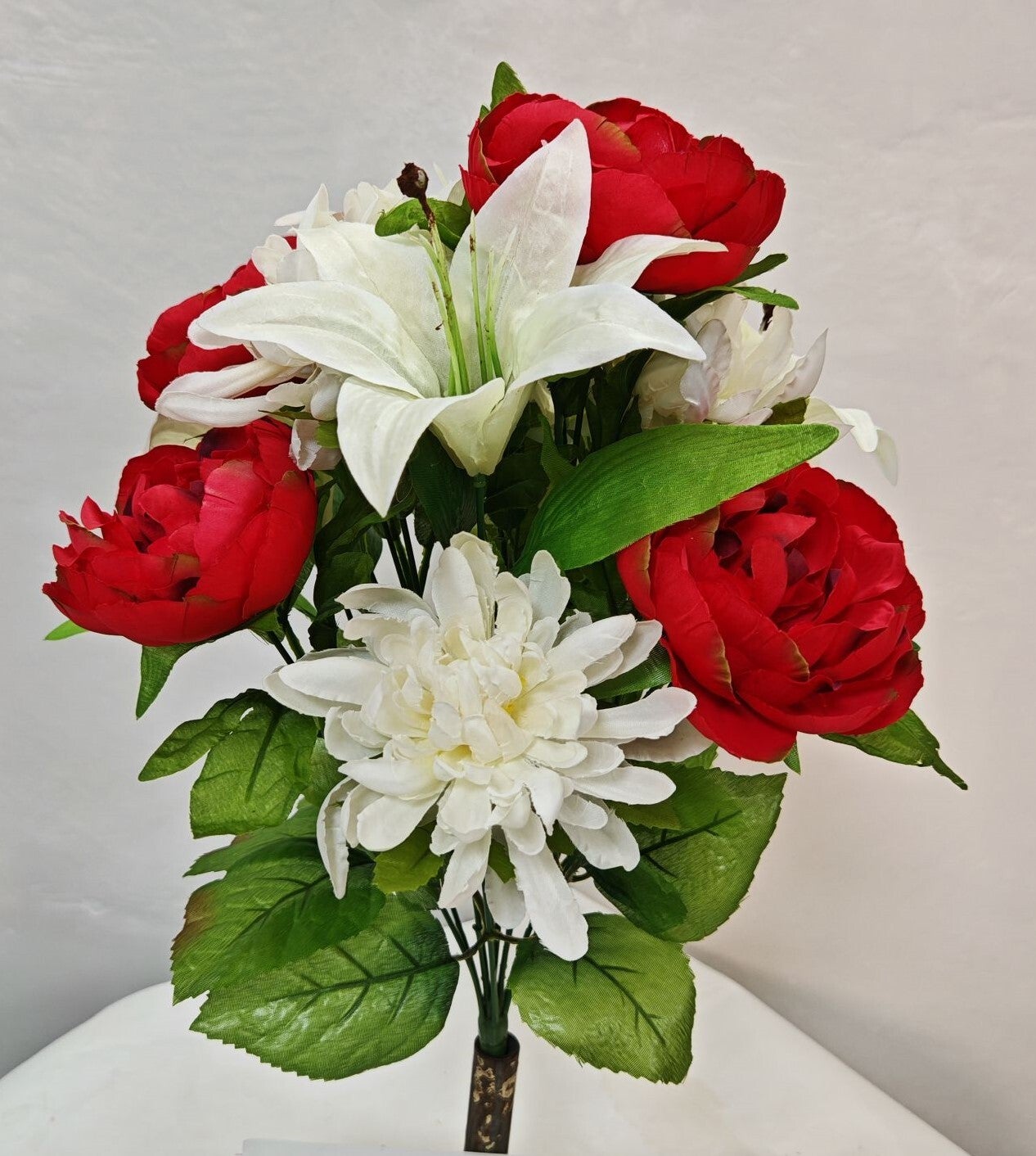 RED AND WHITE PEONY LILY MUM MIXED BUSH X12 - 45407