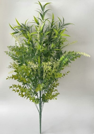 PLASTIC MIX GRASS X 18 GREEN - 57491