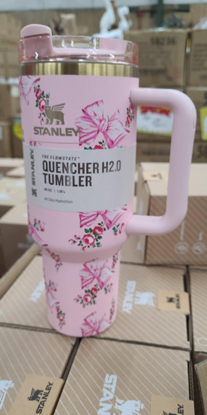 40oz Quencher H2.0 Tumbler - Your Choice - Pink or Cream