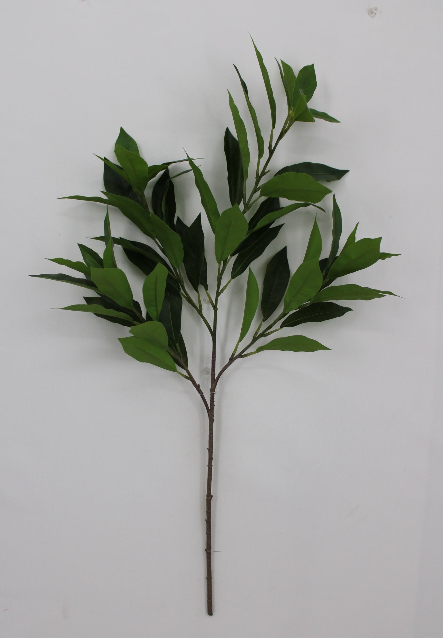 29 IN LAUREL LEAF SPRAY X 4 -85591