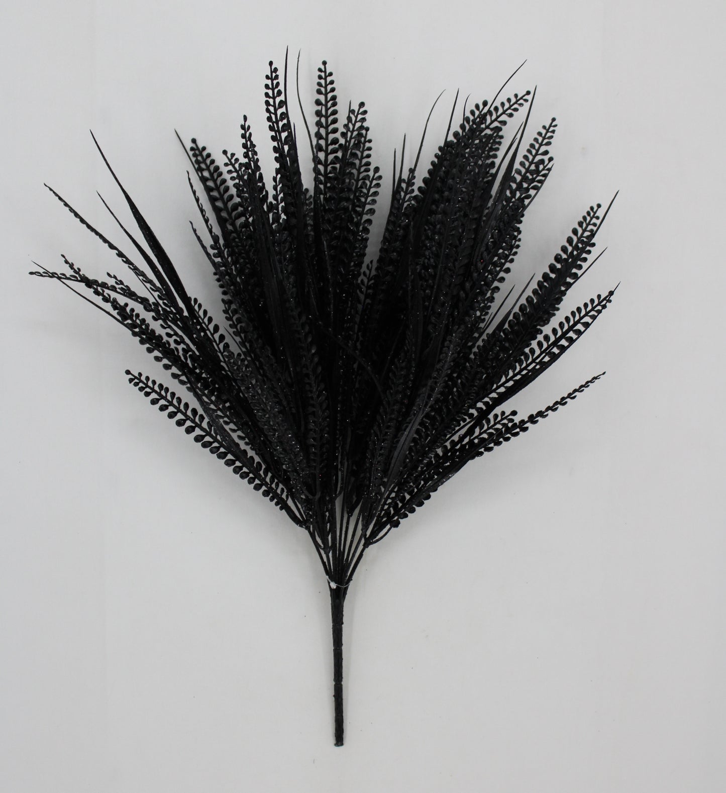 20 IN PLASTIC BUTTON FERN W-085797-BK