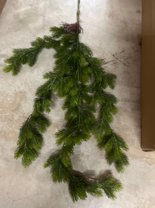 PLS LG PINE HANG BUSH-GRN-15831