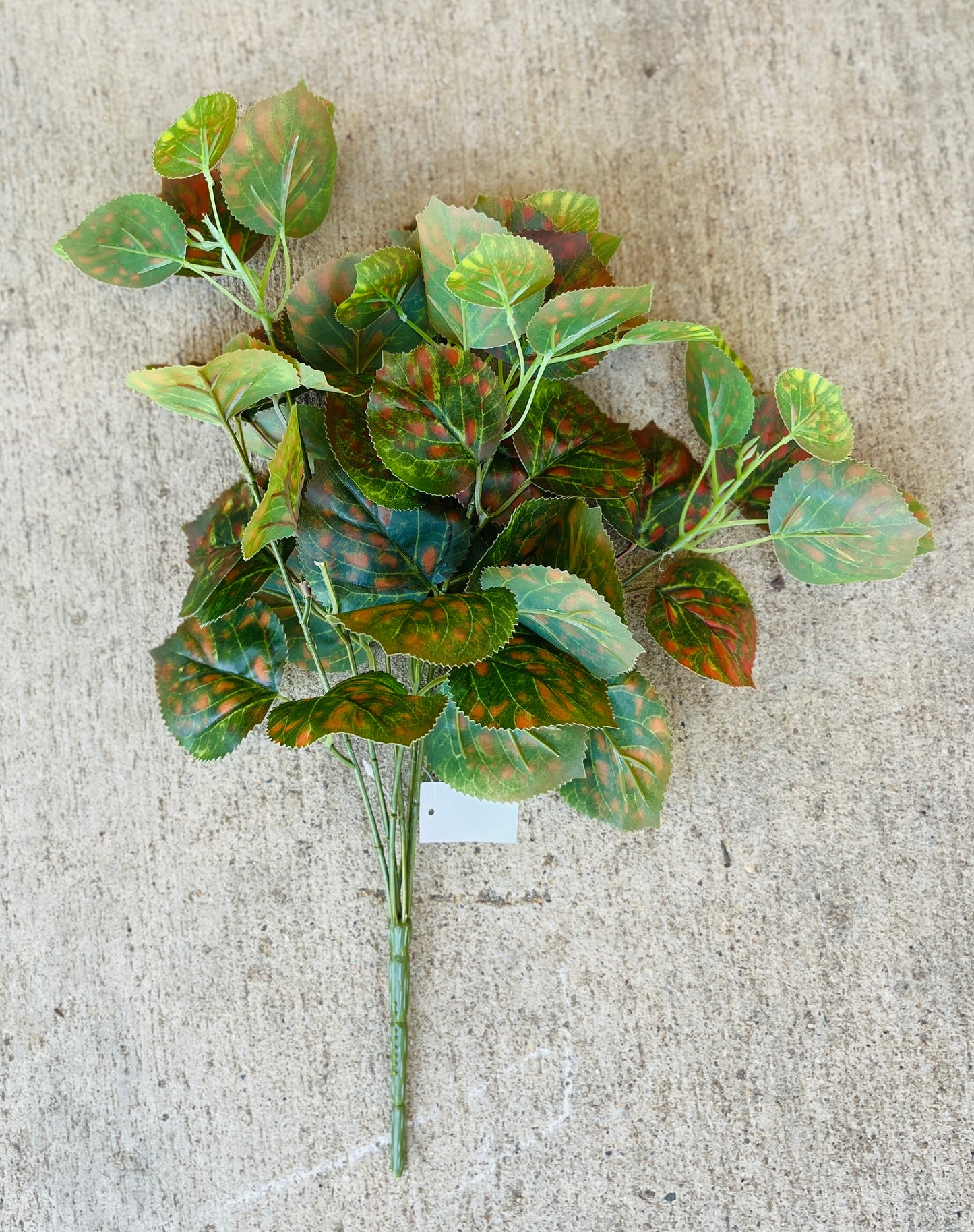 15" ASPEN LEAF BUSH X 7-GR/RD-BA867GRD
