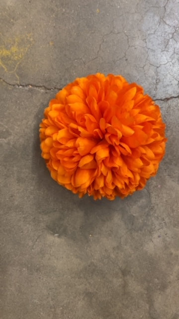 7.25" x 21 Layer Large Mum Head-Light Orange-GB1101LTOR