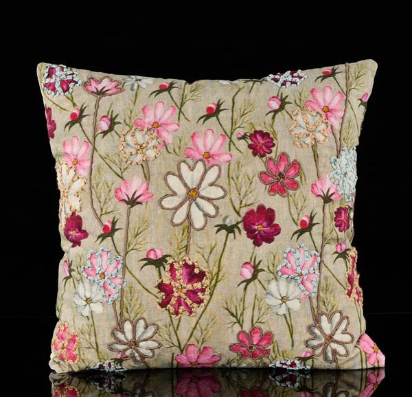 24"SQ FLORAL PILLOW W/EMBROIDERY -RT089733