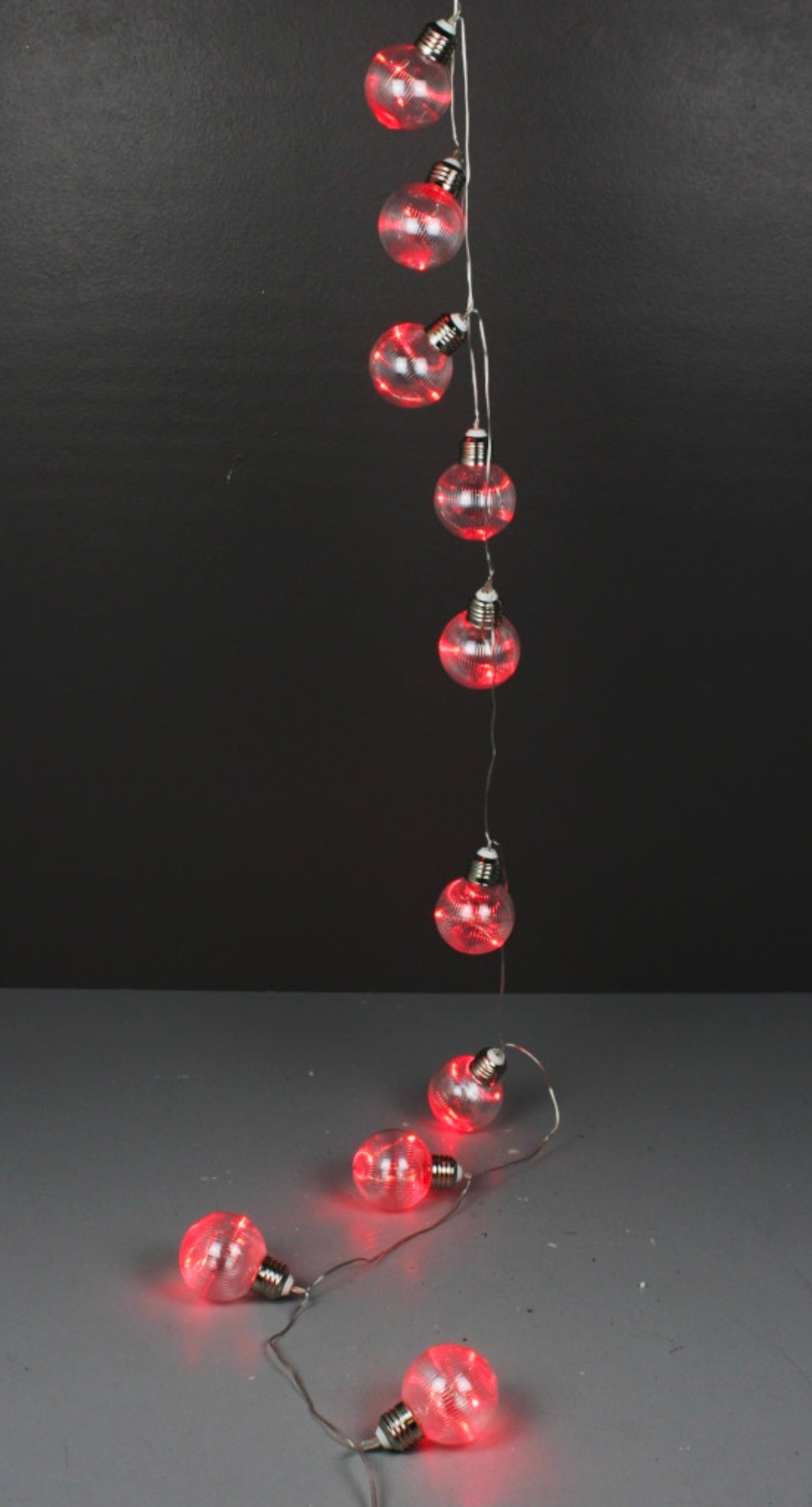 60MM X 6.5' PLASTIC ORNAMENT BALL-LE/RED-235877