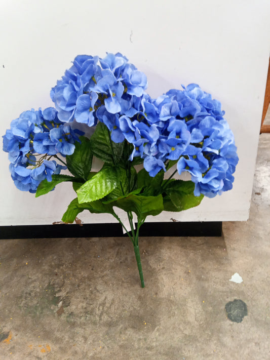 HYDRANGEA BUSH X5-4732